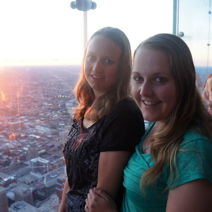 im Willis Tower in Chicago 400m über der Strasse
